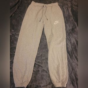 Nike grey sweat pants sz small
